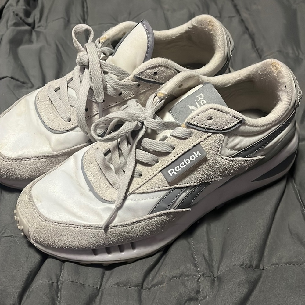 Womens Reeboks